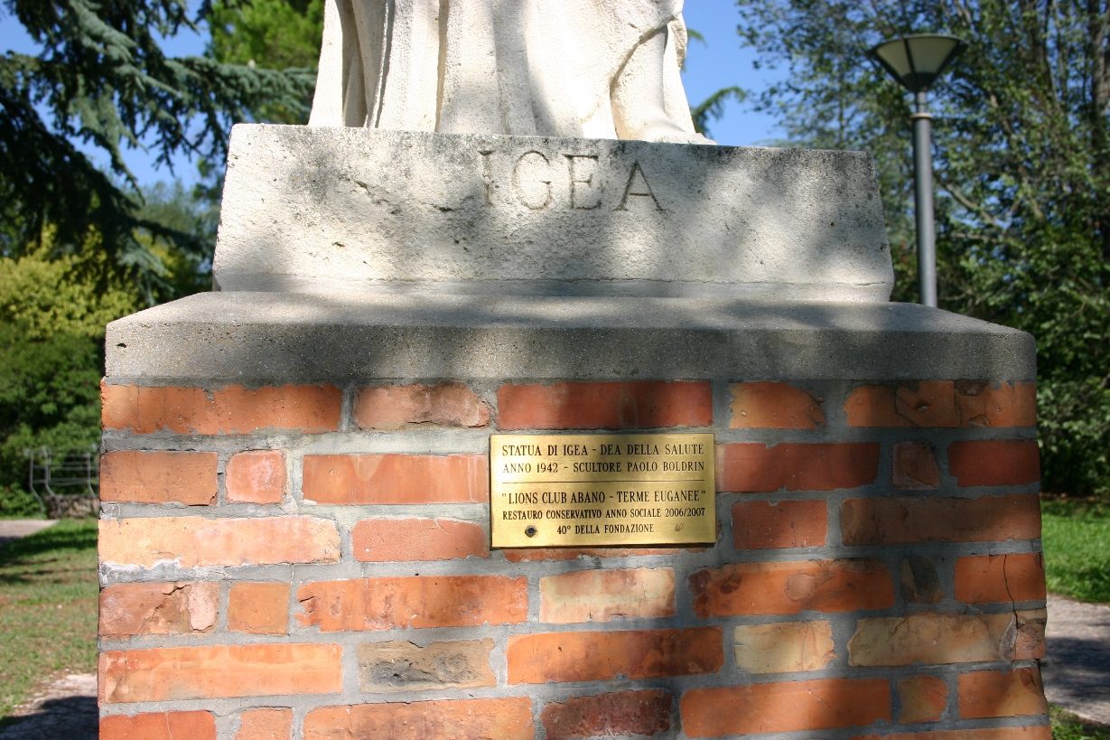Hygieia's monument, Sorgente Montirone, Abano Terme, Italy - 04.JPG